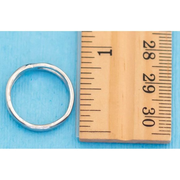 Vintage Silver Tone X Ring by Avon Size 6 N26 - Picture 3 of 3